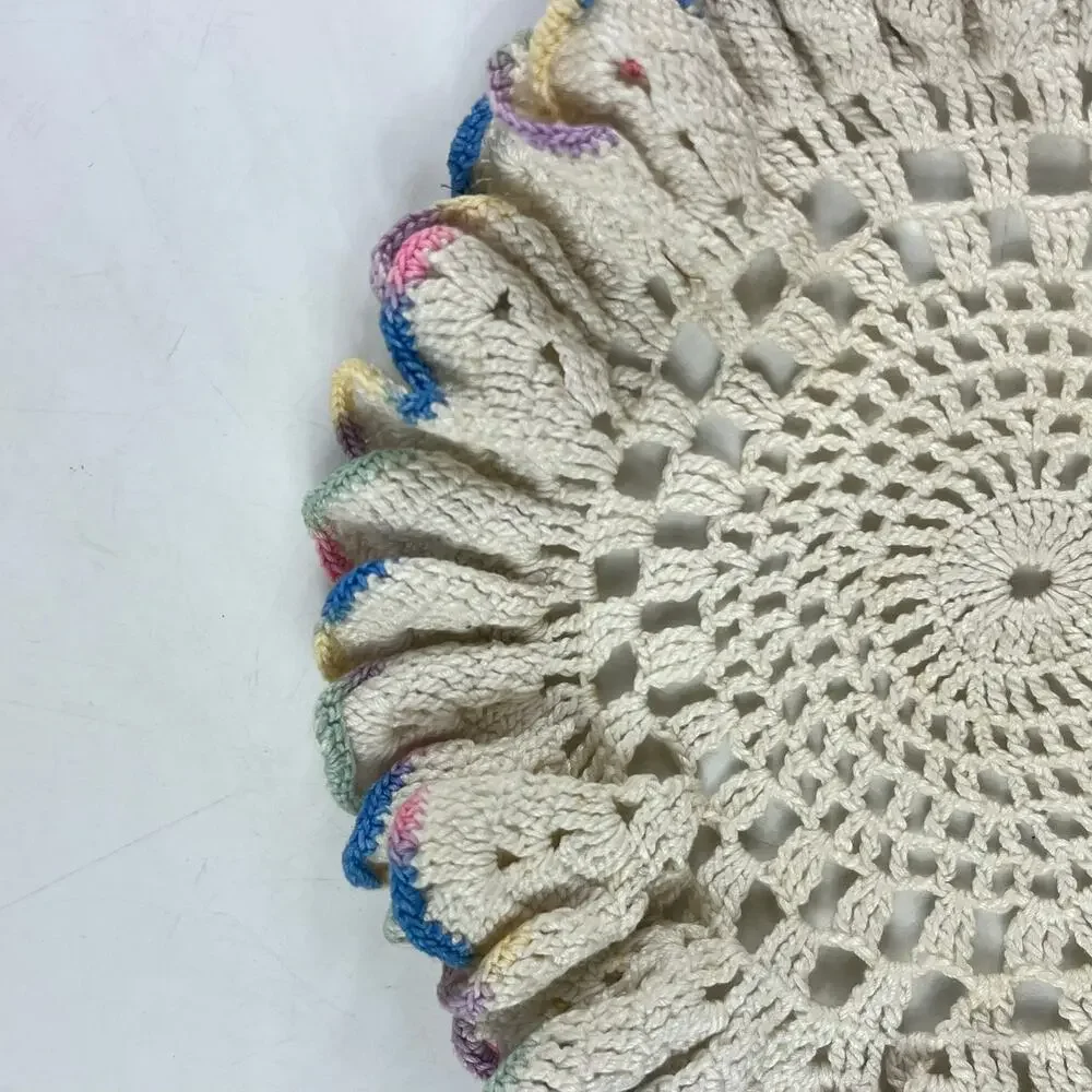 Vtg Crochet Pot Holders Set of 2 Round Ruffle Edge Doily Style 6.5